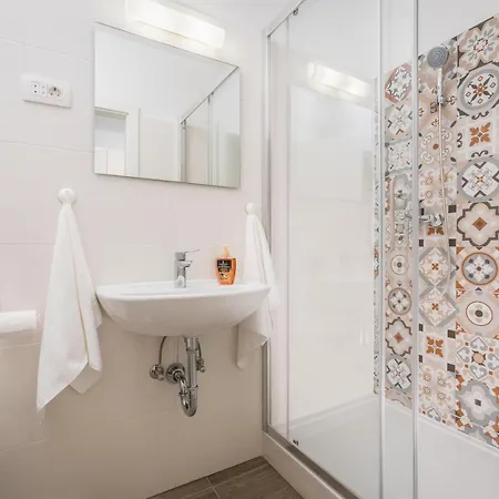 Apartment Romana Split